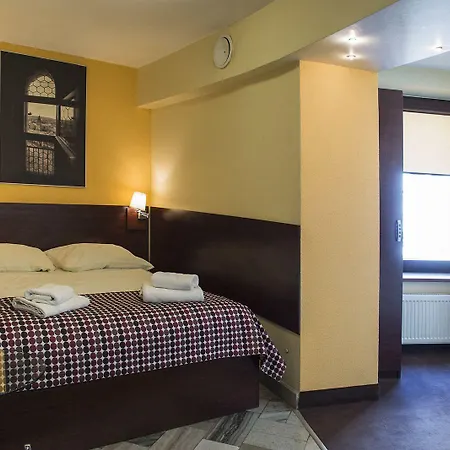 Atlantic Apartmanhotel 3*