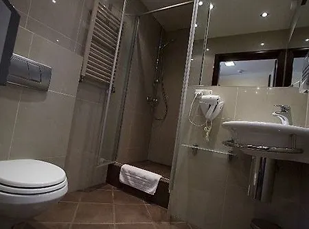 Atlantic Aparthotel 4*