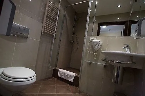 Atlantic Aparthotel 4*